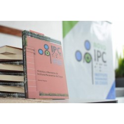 Livro do Instituto Paranaense de Cegos chega a bibliotecas do Paraná